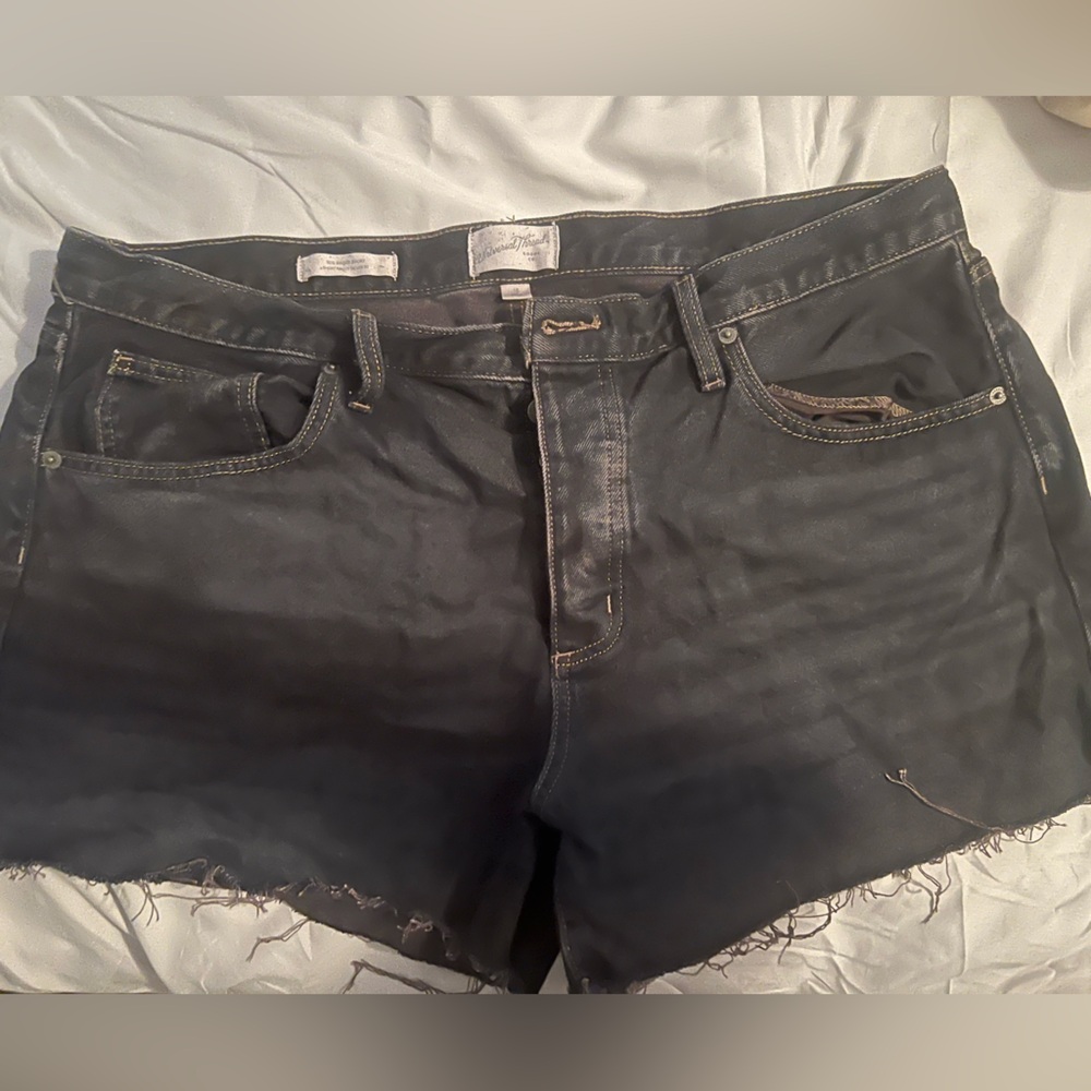 90’s baggy shorts